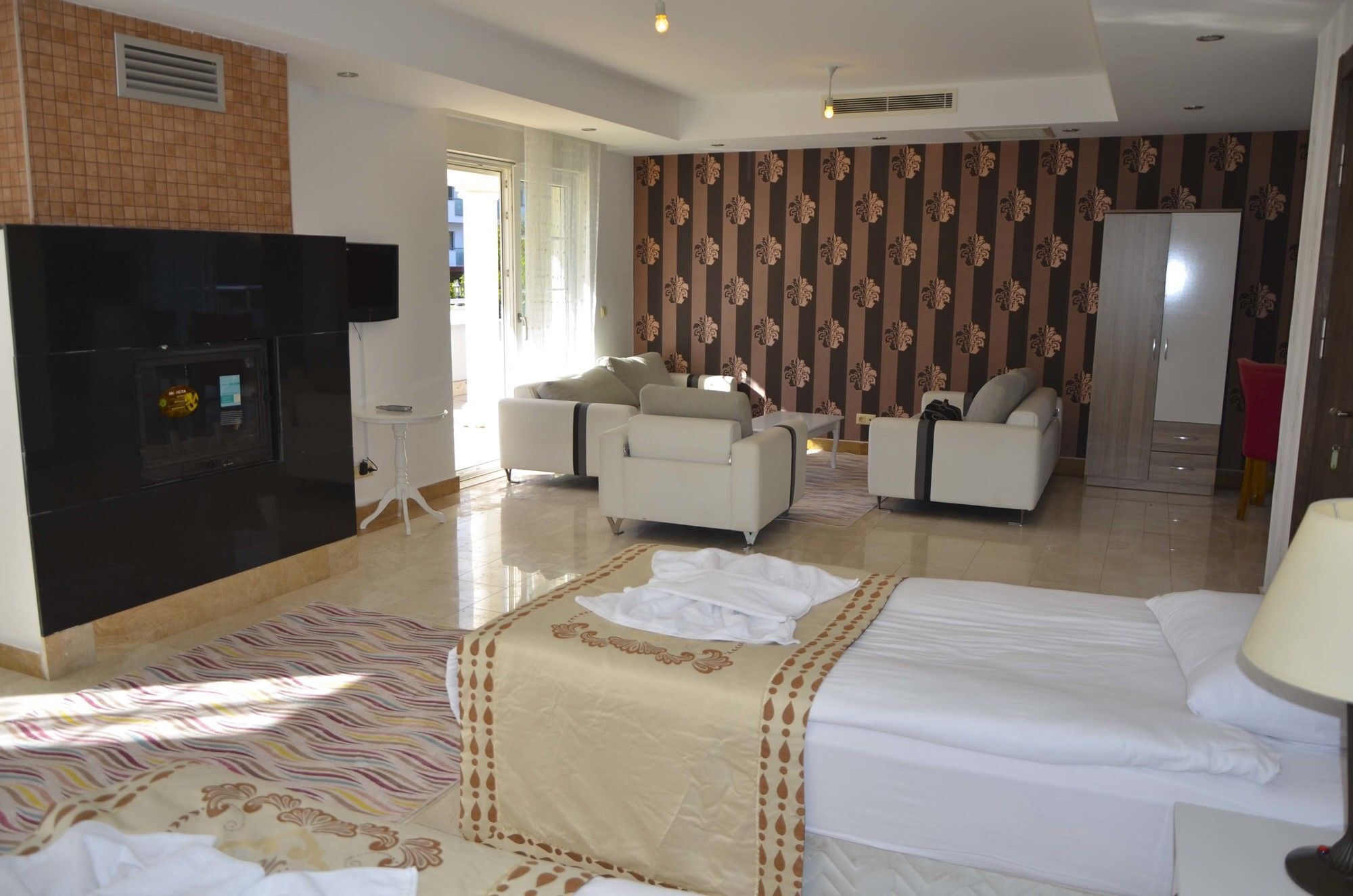 Elamir Resort Hotel เกเมร์ ภายนอก รูปภาพ